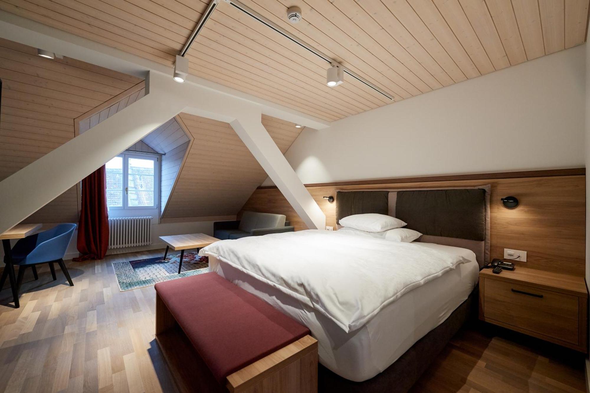 Hotel Restaurant Zum Goldenen Kopf Bülach Екстериор снимка